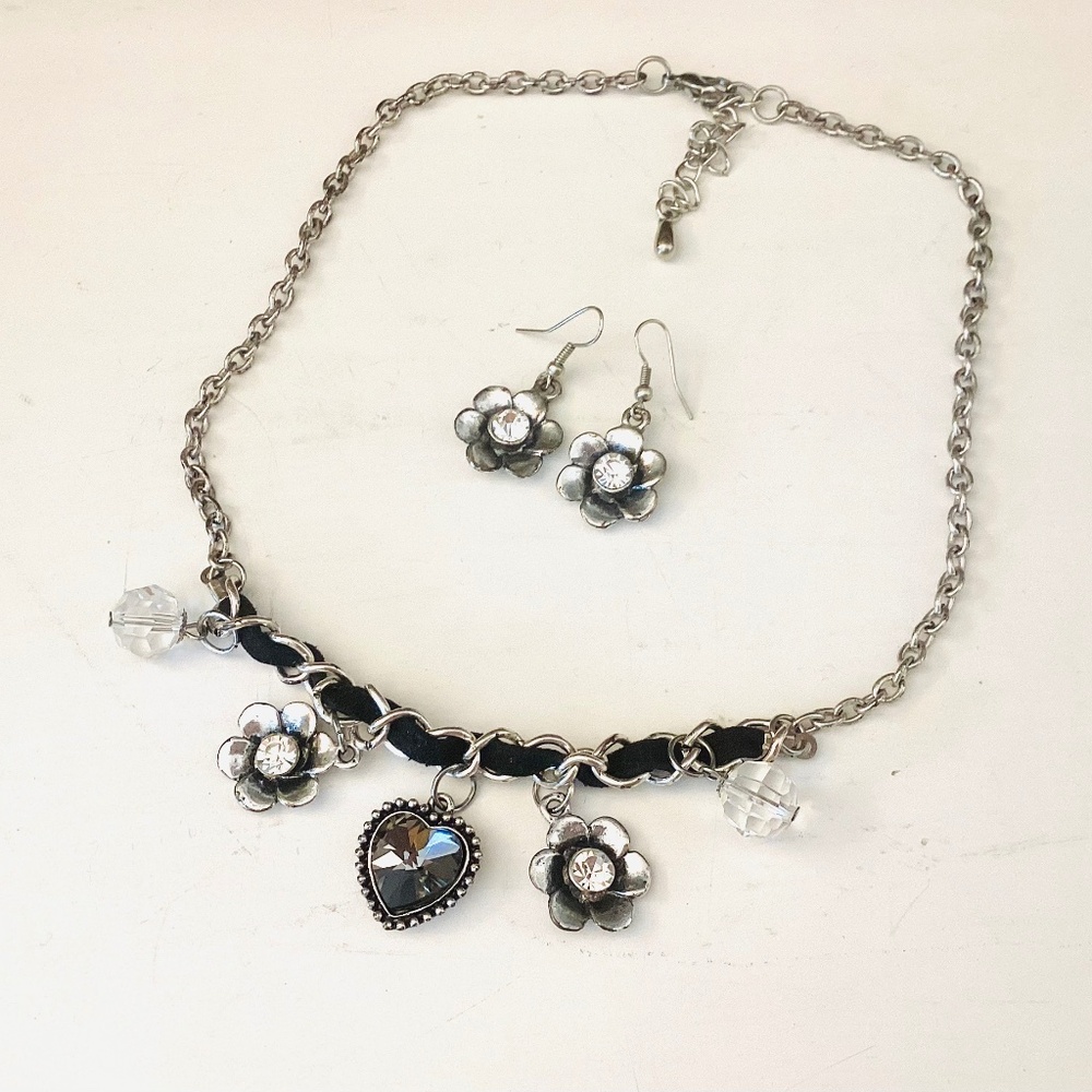 Y2K Black Silver Jewelry Set Goth Dark Fairy Charms Chain Necklace Earrings set